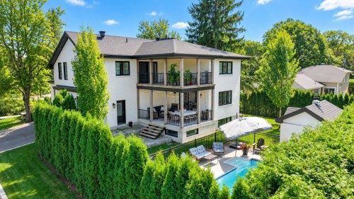 111 Rue Beaumont E — photo 3