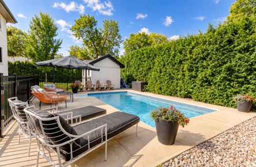 Pool - 111 Rue Beaumont E., Saint-Bruno-De-Montarville, QC 