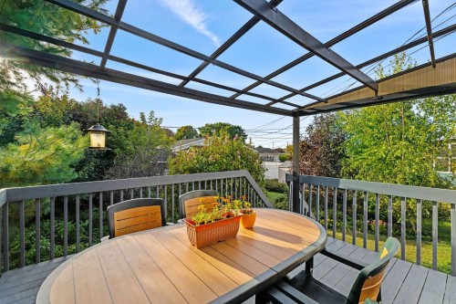 Courtyard - 310 Rue Mary, Lachute, QC 