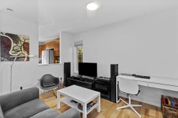 Salon - 