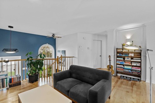 Living Room - 310 Rue Mary, Lachute, QC 