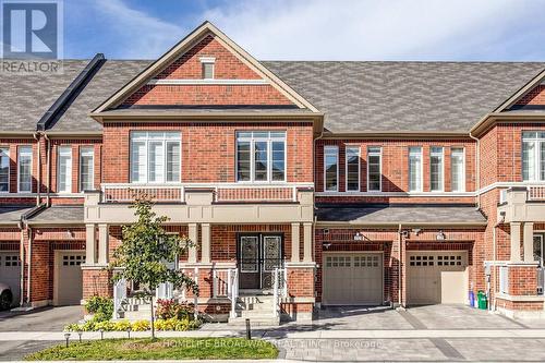 112 Ness Drive, Richmond Hill, ON 