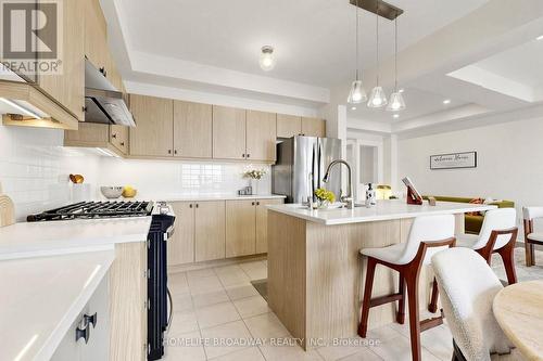 112 Ness Drive, Richmond Hill, ON 