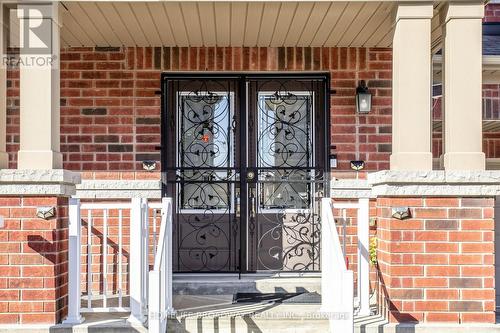 112 Ness Drive, Richmond Hill, ON 