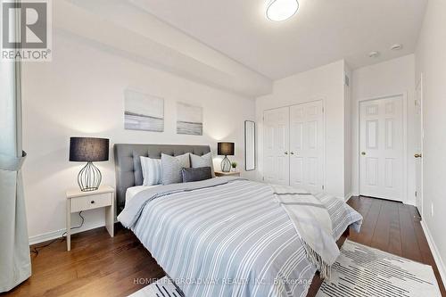 112 Ness Drive, Richmond Hill, ON 