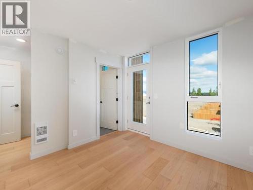 2-244 Witch Hazel Drive, Whitehorse, YT 
