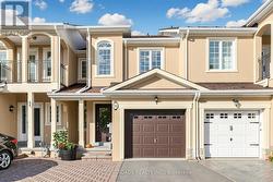 74 ROMANCE DRIVE Richmond Hill, ON L4S 2R8