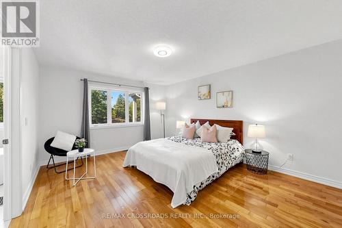 74 Romance Drive, Richmond Hill, ON 