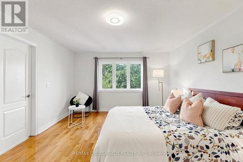 74 Romance Drive, Richmond Hill, ON 