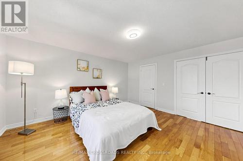 74 Romance Drive, Richmond Hill, ON 