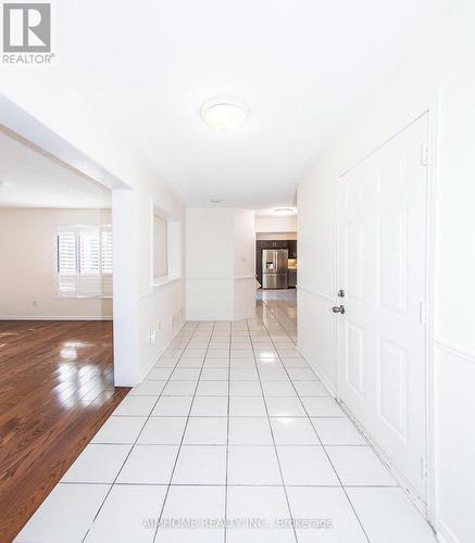 1122 Glen Valley Road, Oakville, ON 