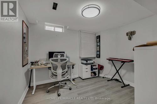 9 Iris Crescent, Brampton, ON 