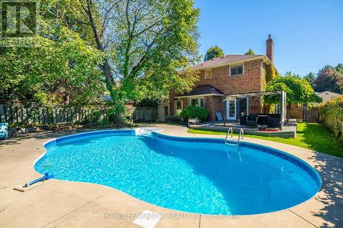 9 Iris Crescent, Brampton, ON 