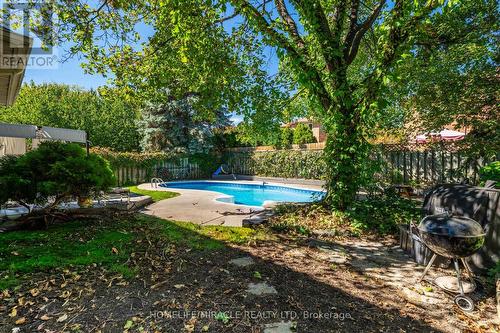 9 Iris Crescent, Brampton, ON 