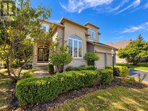 74 Davidson Boulevard, Hamilton, ON 