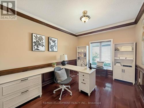 74 Davidson Boulevard, Hamilton, ON 