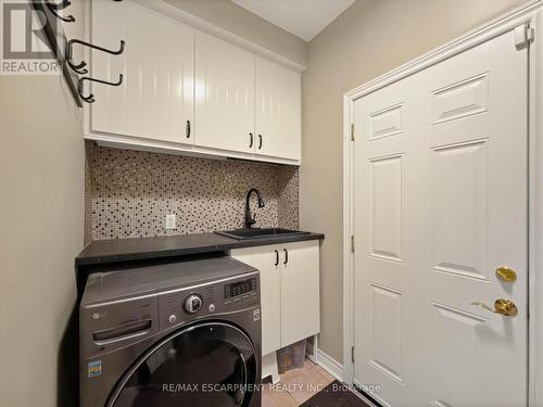 74 Davidson Boulevard, Hamilton, ON 