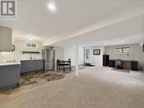 74 Davidson Boulevard, Hamilton, ON 