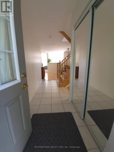 2588 VALLEYRIDGE DRIVE , Oakville, Ontario L6M 5H5 3