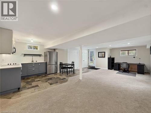 74 Davidson Boulevard, Dundas, ON 
