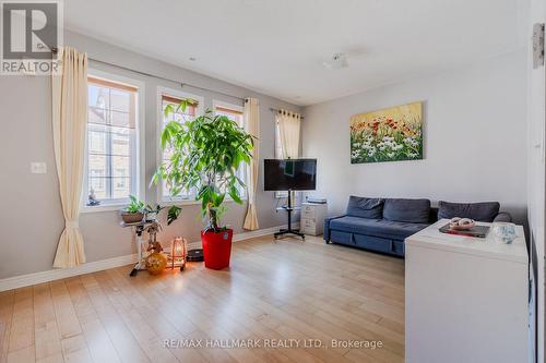 24 CARNAHAN TERRACE , Toronto, Ontario M4E 0B2 2