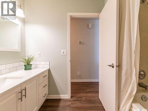 412 4Th Street E, Warman, SK 