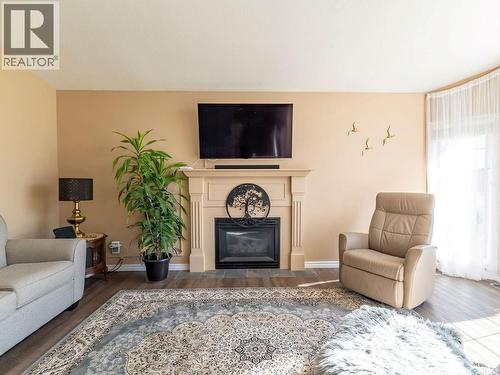 412 4Th Street E, Warman, SK 