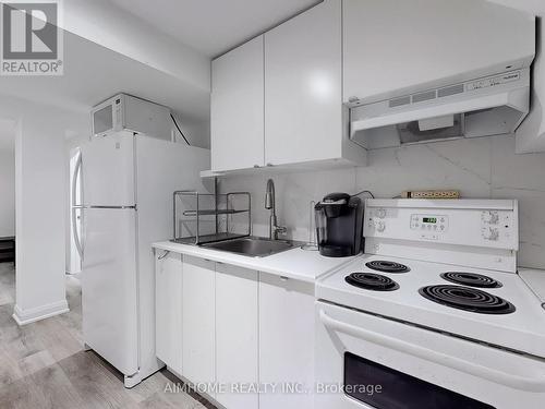 LOWER L - 51 ROYAL ORCHARD BOULEVARD , Markham, Ontario L3T 3C7 2