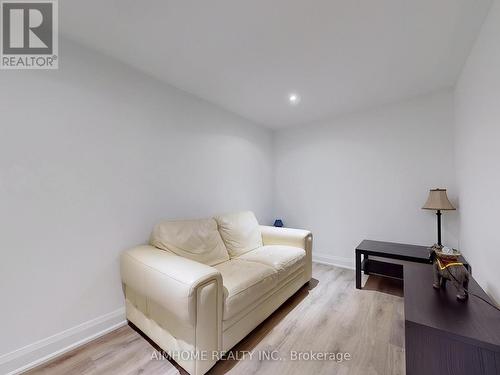 LOWER L - 51 ROYAL ORCHARD BOULEVARD , Markham, Ontario L3T 3C7 5