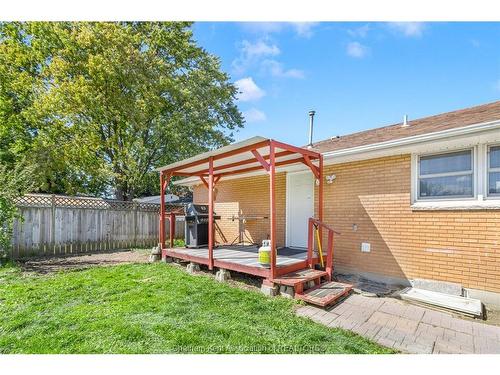 410 Mcnaughton Avenue East, Chatham, ON 