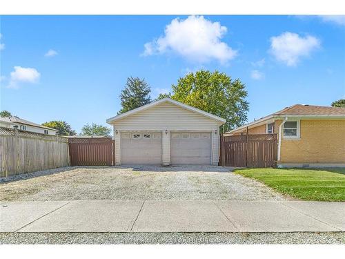 410 Mcnaughton Avenue East, Chatham, ON 