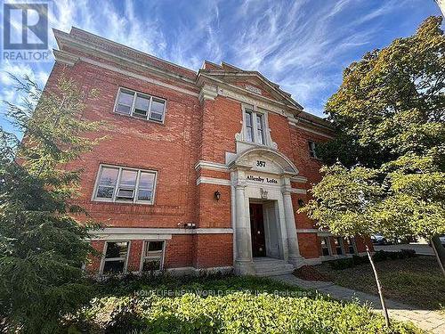 25 - 357 Hunter Street W, Hamilton, ON 