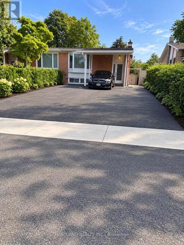 Front - 1841 Sandgate Crescent, Mississauga, ON 