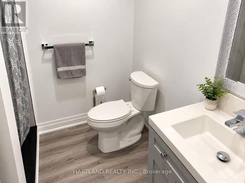 Washroom - 1841 Sandgate Crescent, Mississauga, ON 