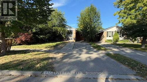 22 Foxcote Crescent, Toronto, ON 