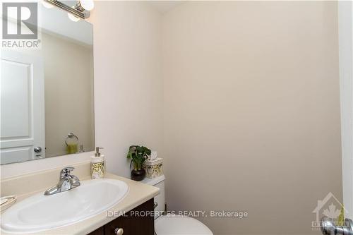 6063 NORTH BLUFF DRIVE , Ottawa, Ontario K1V 2L6 5