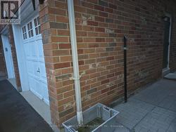 LL - 305 CASTAN AVENUE Markham, ON L3R 4S2