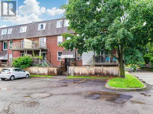 H - 3066 Councillor'S Way, Ottawa, ON 