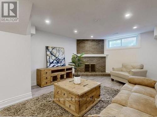 BSMT - 238 RUMBLE AVENUE , Richmond Hill, Ontario L4C 4G7 3