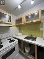 63 HILTON AVENUE Toronto, ON M5R 3E5