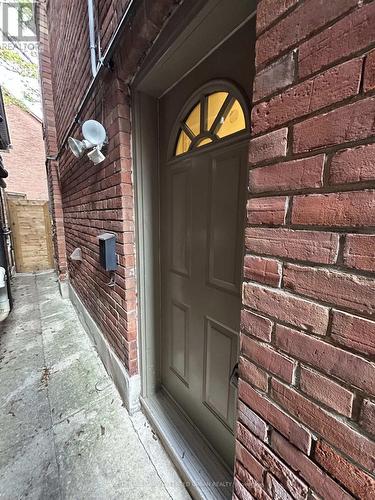 63 HILTON AVENUE , Toronto, Ontario M5R 3E5 2
