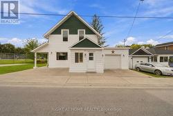 8 MARIA STREET Penetanguishene, ON L9M 1L6