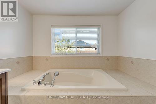 3133 Mission Hill Drive, Mississauga, ON 