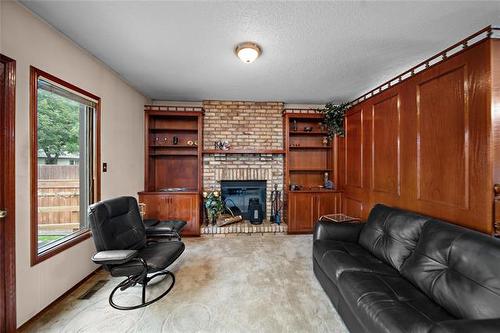 597 Headmaster Row, Winnipeg, MB 