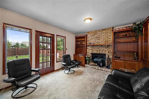 597 Headmaster Row, Winnipeg, MB 