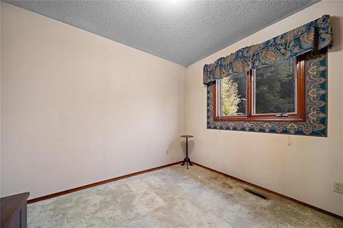 597 Headmaster Row, Winnipeg, MB 