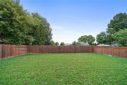 597 Headmaster Row, Winnipeg, MB 