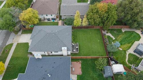 597 Headmaster Row, Winnipeg, MB 