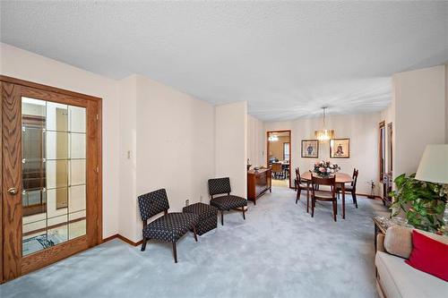 597 Headmaster Row, Winnipeg, MB 