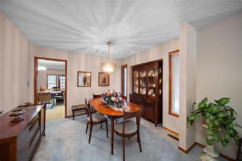 597 Headmaster Row, Winnipeg, MB 